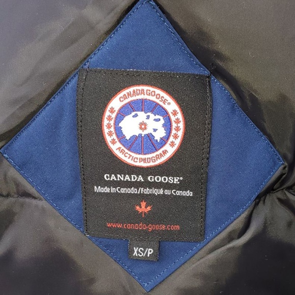 Canada Goose Bomber Jacket - Women's - Picture 5 of 6